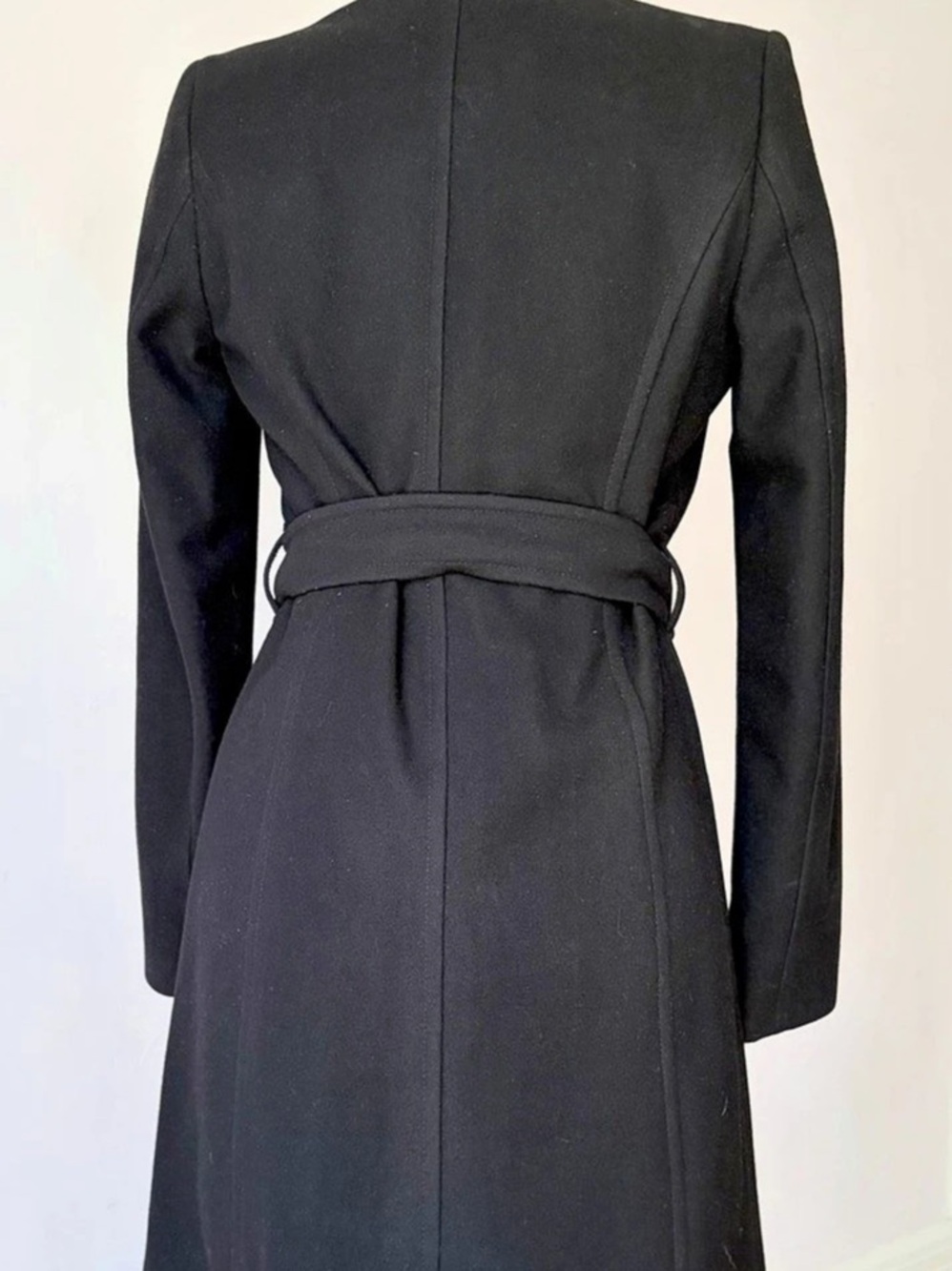 Excellent condition Black Belted High Collar Babaton ‘The Connor Coat Size S - Picture 3 of 9